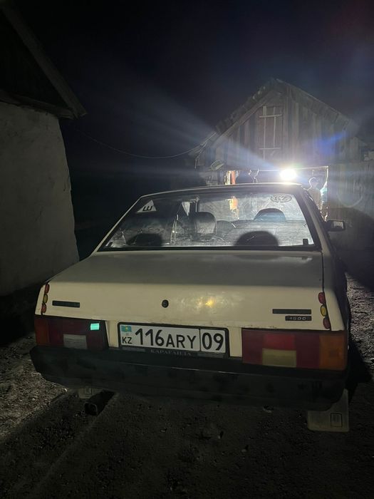 Машина ваз 21099 продаётся