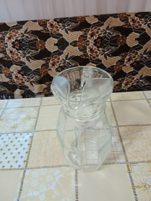 Продам графин для напитков