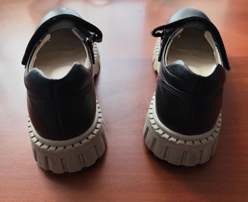 Туфли кожаные 34 размера