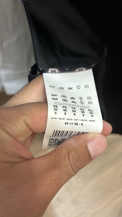 Продам костюм в идеальном состояний
