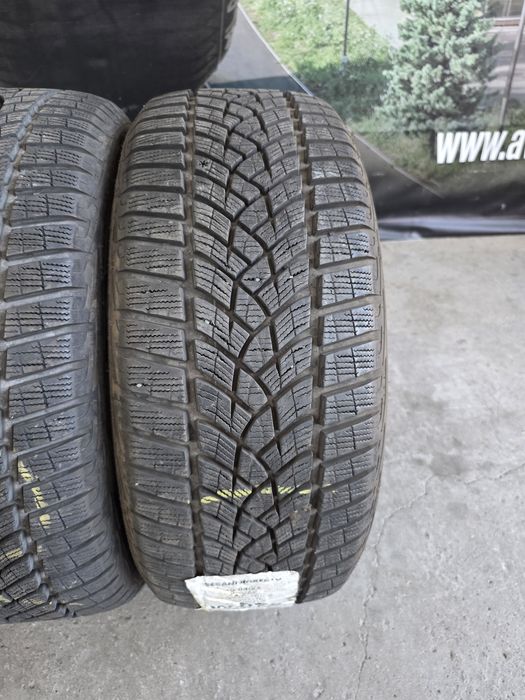 225/50/17 Goodyear 4бр