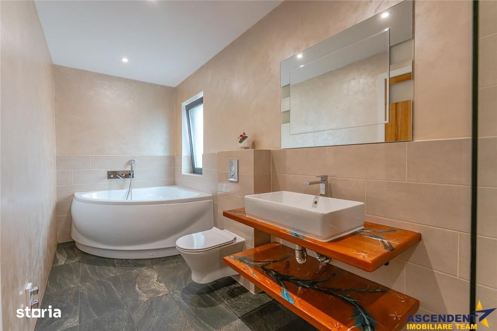 FILM& 3D! Vila high tech, cu semineu, terase, jacuzzi, zona Grivitei,