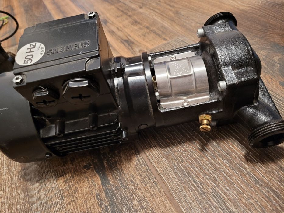 Pompa ridicare presiune apa Groundfos Siemens TP 25-50/2 A-O-A-BUBE