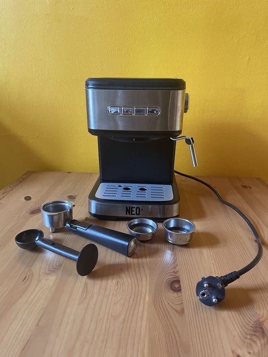 Еспресо Кафемашина NEO ES-8501