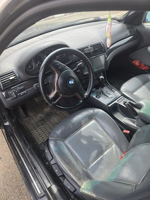 Bmw seria 3    2005