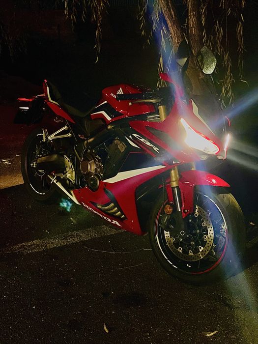 Honda cbr 650r 2021