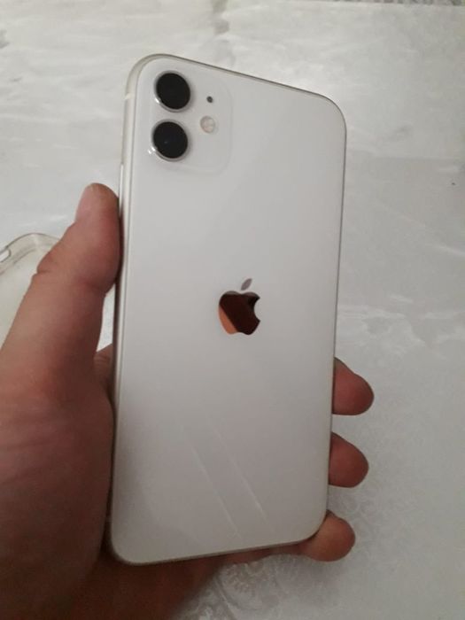 Продется iPhone 11 с гарантией