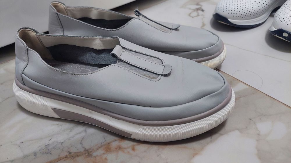 Обувь 42размера женская