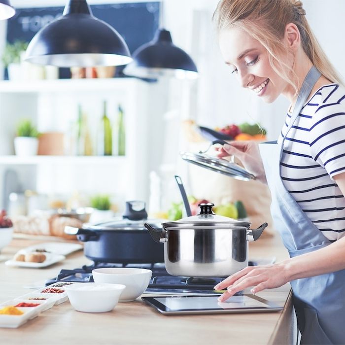 Комплект тенджери от Неръждаема Стомана – 12 части с капаци