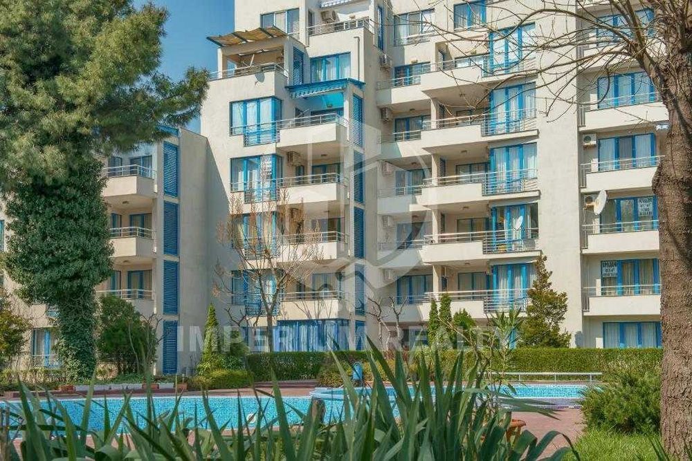 Продава се Тристаен апартамент в к.к. Слънчев бряг - 120 кв.м за 1000 €/кв.м - Снимка #8