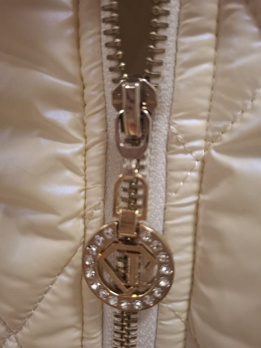 Дамско зимно яке Lucy L