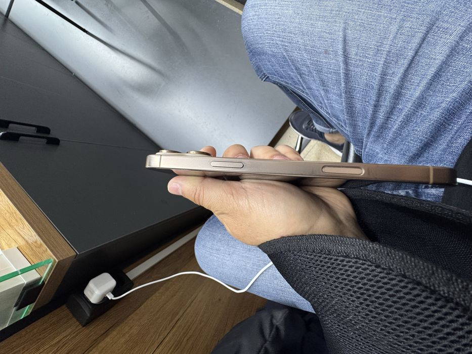 Iphone 16 promax 512 desert