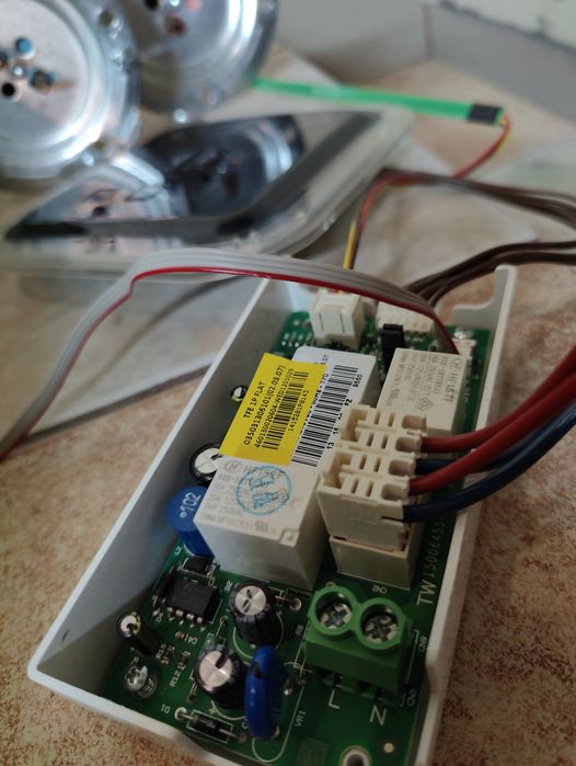 Бойлер Аристон Велис 80 резервни части