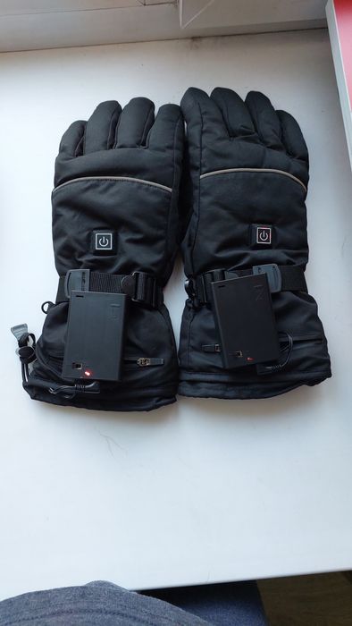 Зимние перчатки с подогревом