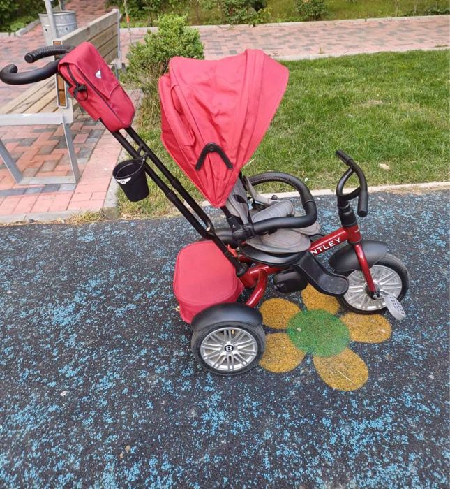 Tricicleta Bentley red