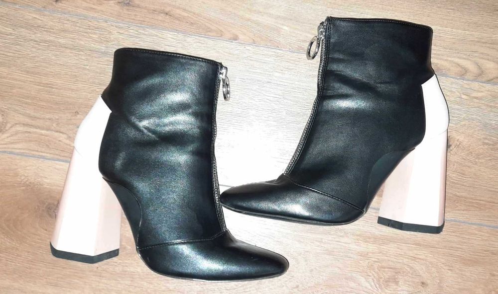 Боти ZARA 39 номер