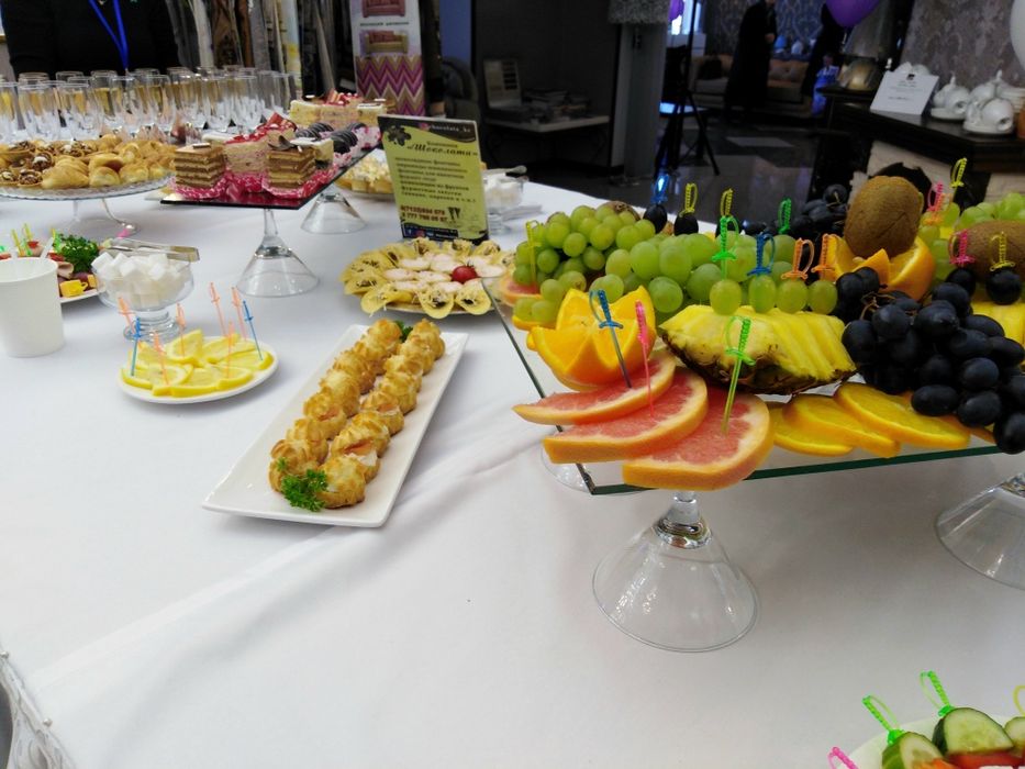 Фуршет, фуршетный стол, закуски на дом, канапе