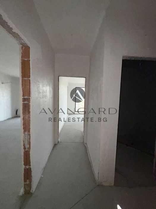 Продава се Двустаен апартамент в Пловдив, Тракия - 74 кв.м за 1675 €/кв.м - Снимка #5