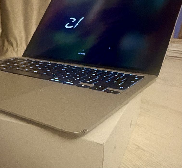 MacBook Air M1 (2020)