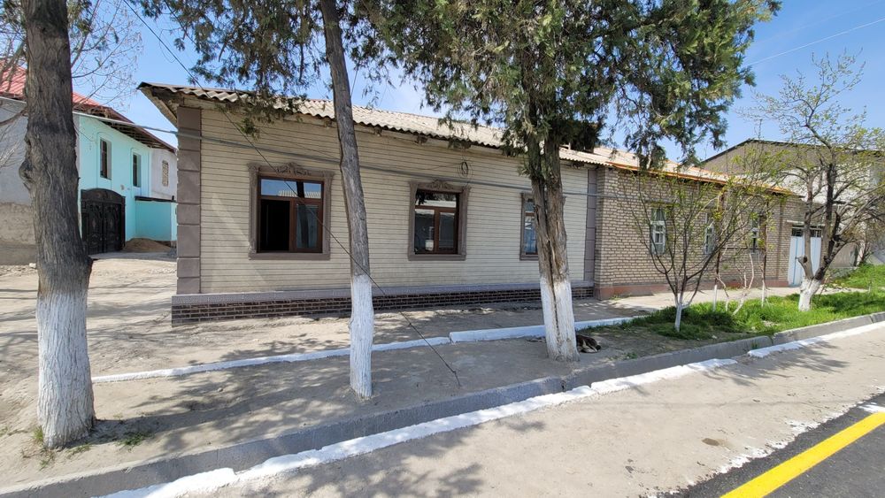 Уй сотилади иштихон шахар марказида