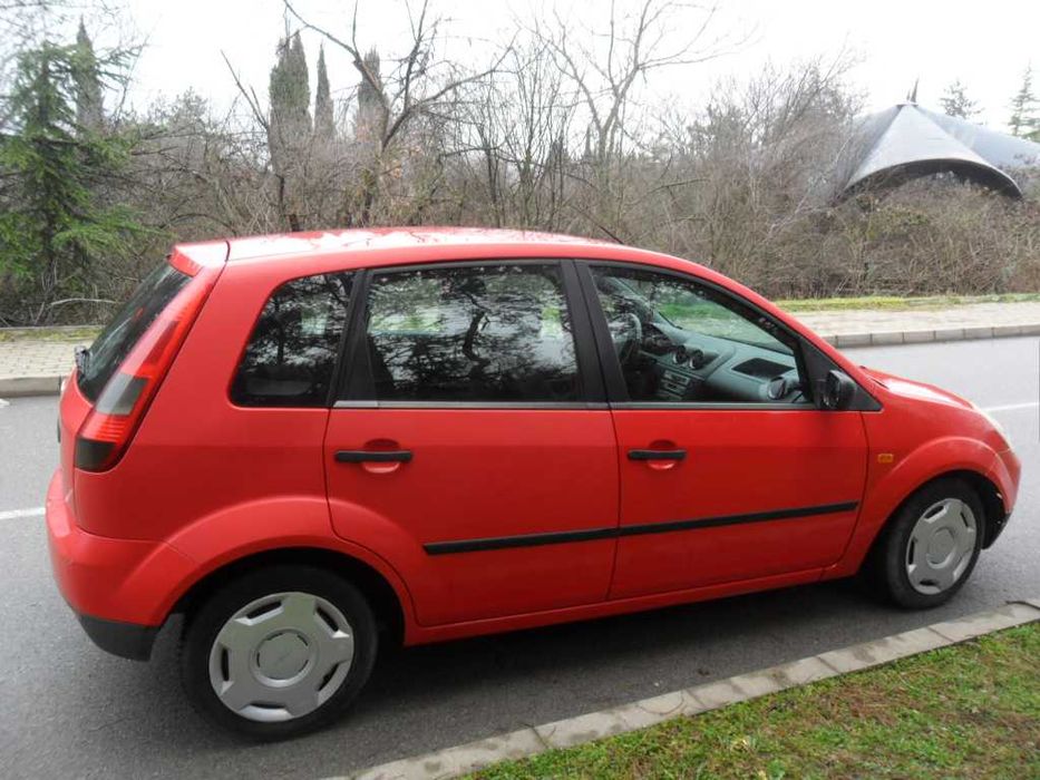 Ford Fiesta 1.3i 2005g. Първи собственик