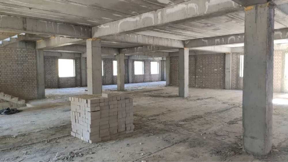 Продаётся отдельно стоящее здание 10 соток. 3 этажа 4 уровня. 1656 кв