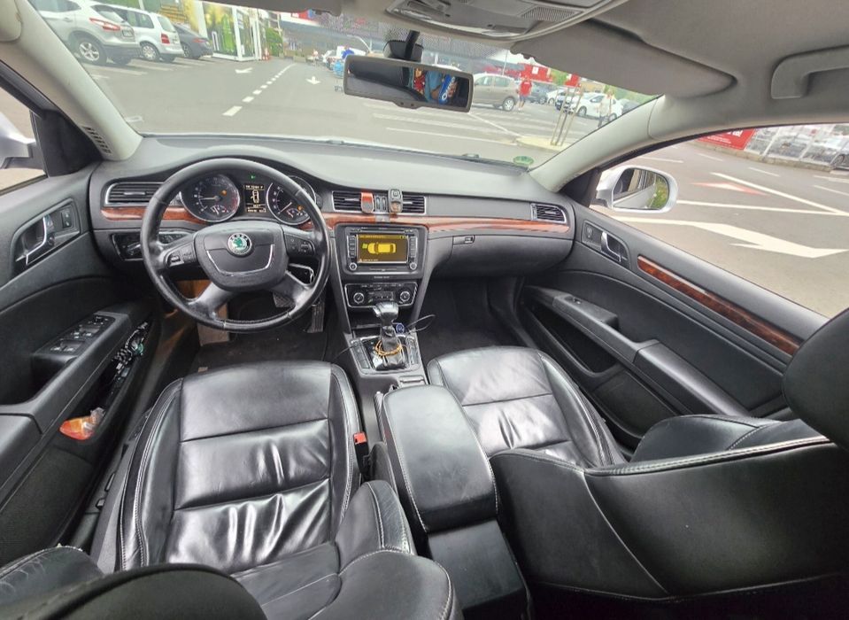 Skoda superb 2.0tdi 170cp Dsg