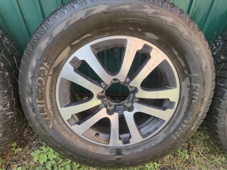 Диски с шинами на R18