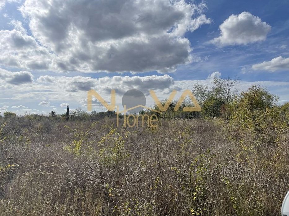 Продава се Парцел в Варна, м-т Боровец - север - 1600 кв.м за 40 €/кв.м - Снимка #1