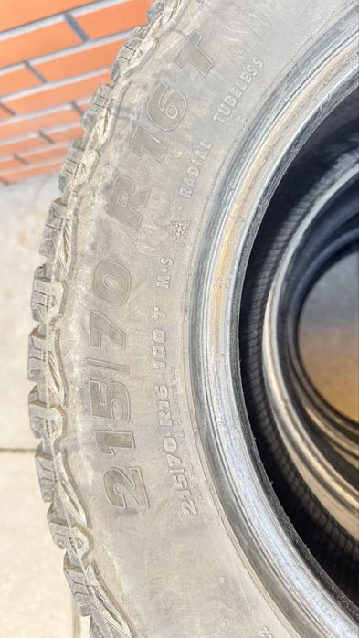 Резина шины 215/70/16