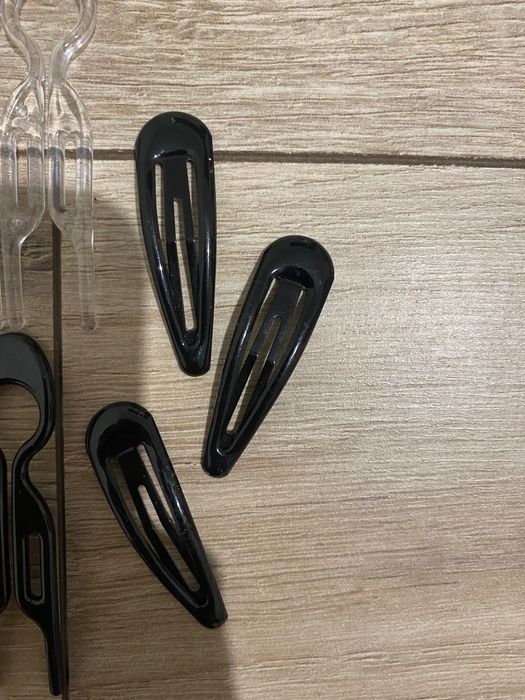 Заколки для волос