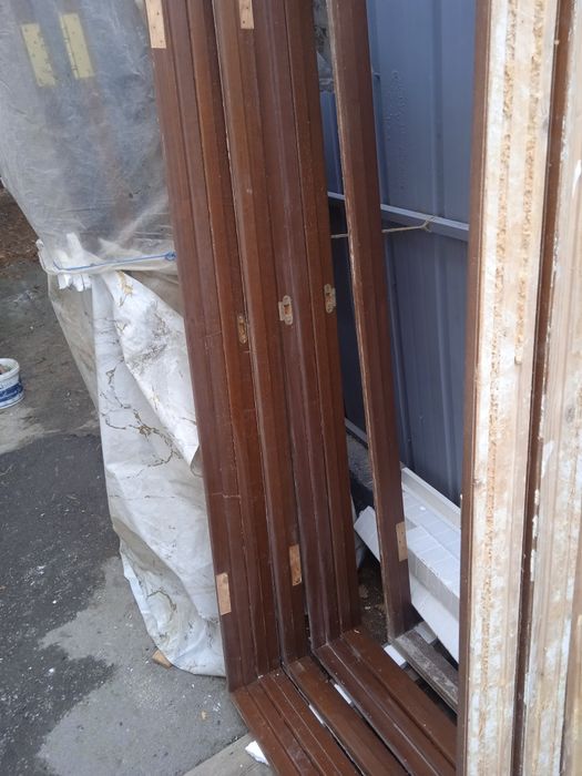 Продам двери межкомнатные