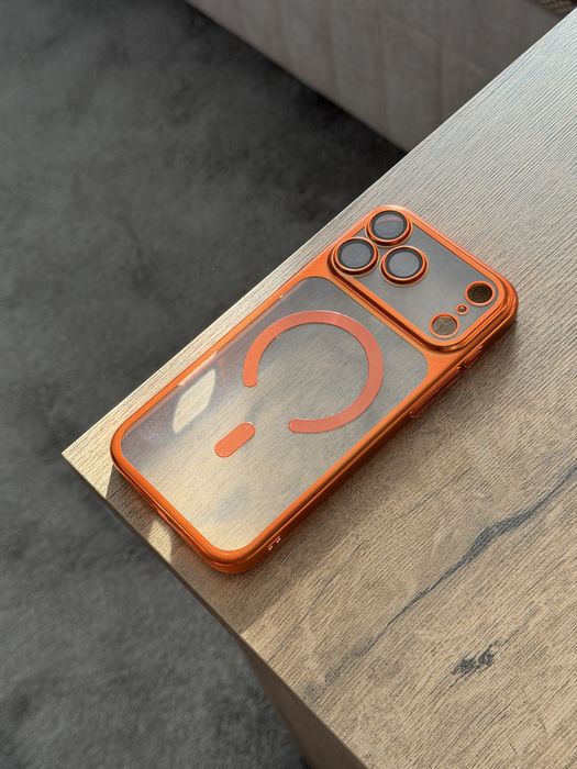 Кейс за iPhone 17 Pro Max