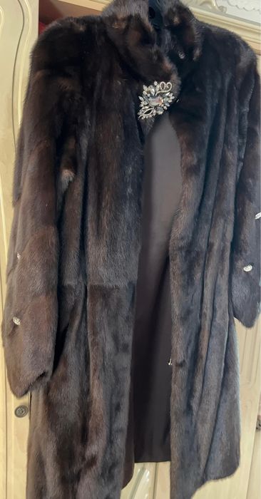 Шуба норковая в отличном состоянии