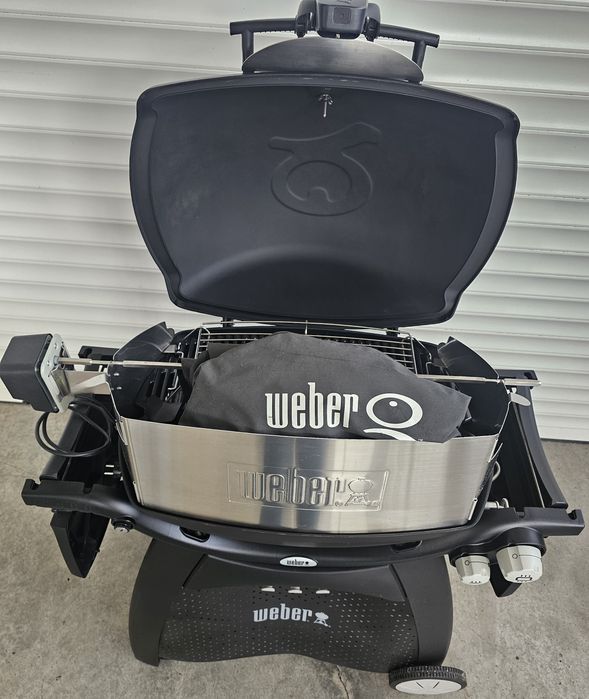 "Газово барбекю WEBER