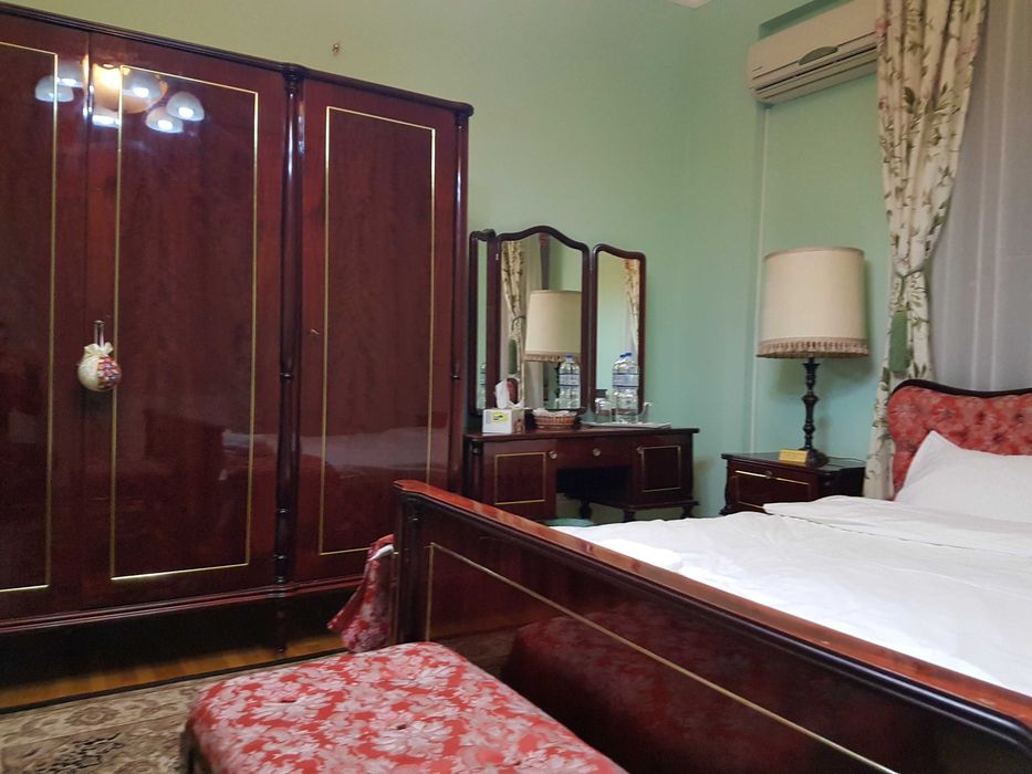 Mobila din lemn masiv , dormitor,  Baroque