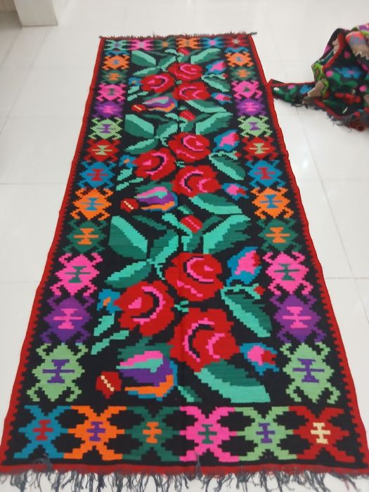 Vand coverturi la super pret