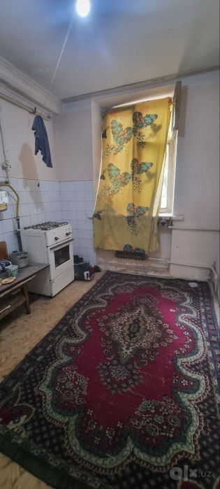 Срочно продаётся 1 комнатная квартира на первом этаже