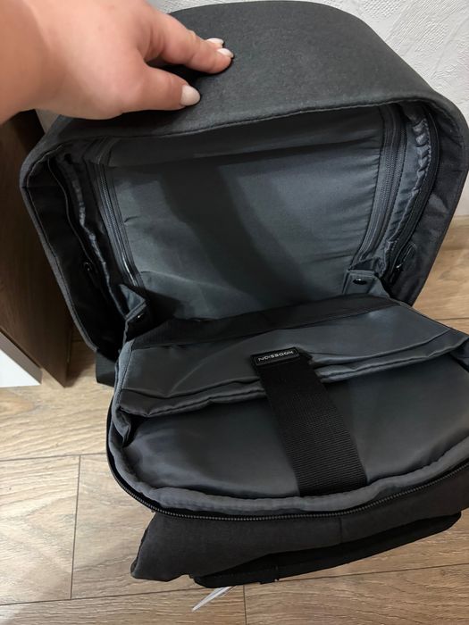 XD Design Bobby Hero Regular – анти-кражбена раница (черна)