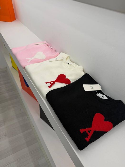 Пуловери Ами и др.модели