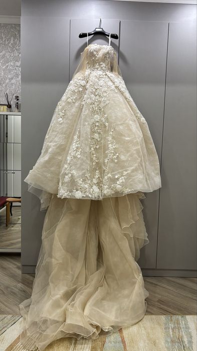 Продам свадебные платья