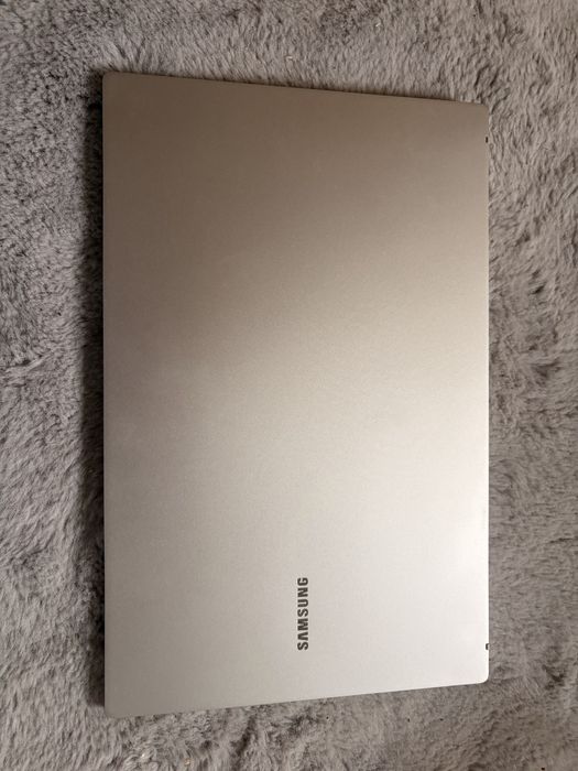 Laptop samsung galaxy book impecabil