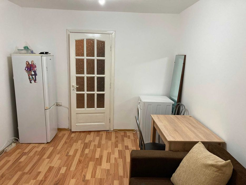 Proprietar vand Garsoniera cu Balcon Etaj 1-EXCLUS AGENTII