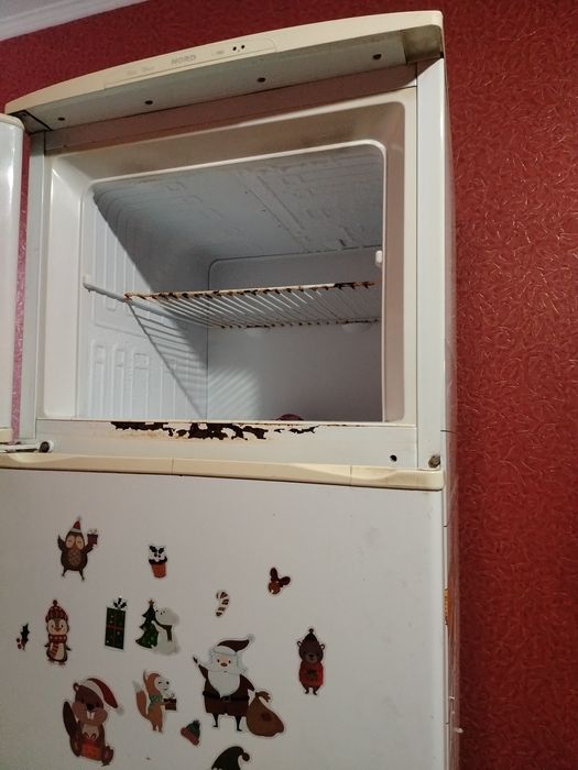 Продам холодильник