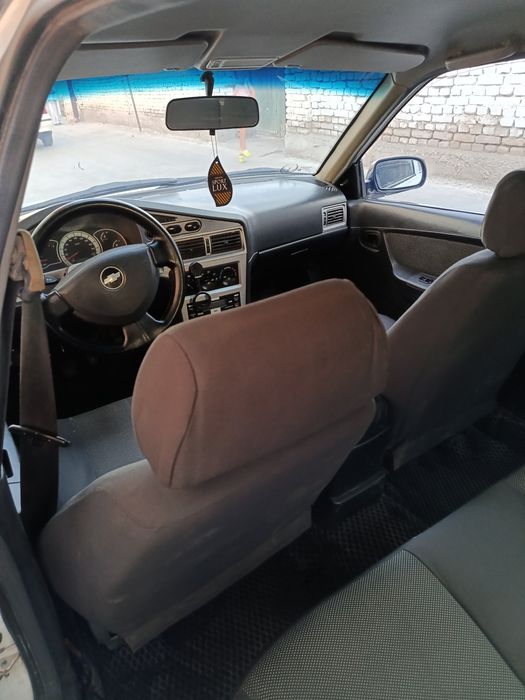 Nexia 2 1.5/  ( 2000$ )