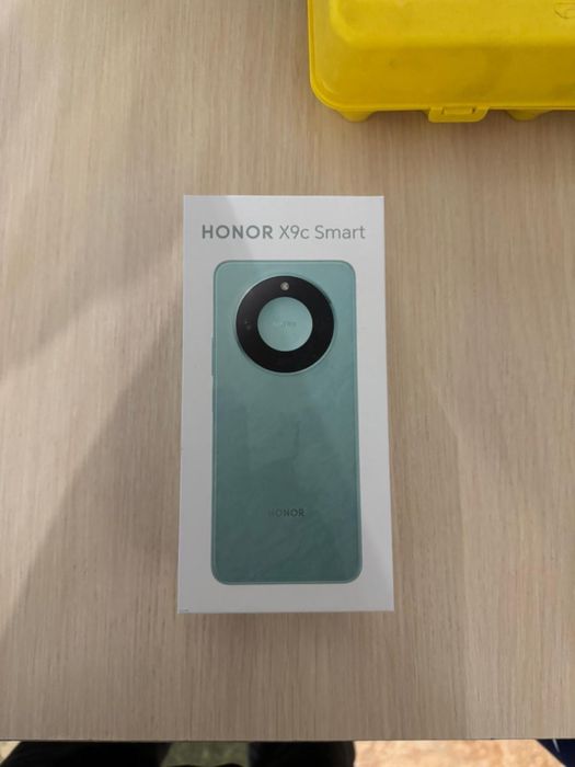 Продаётся смартфон HONOR X9c Smart