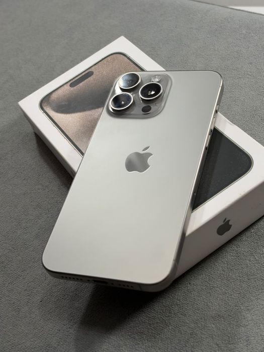 Iphone 15 pro max 256g