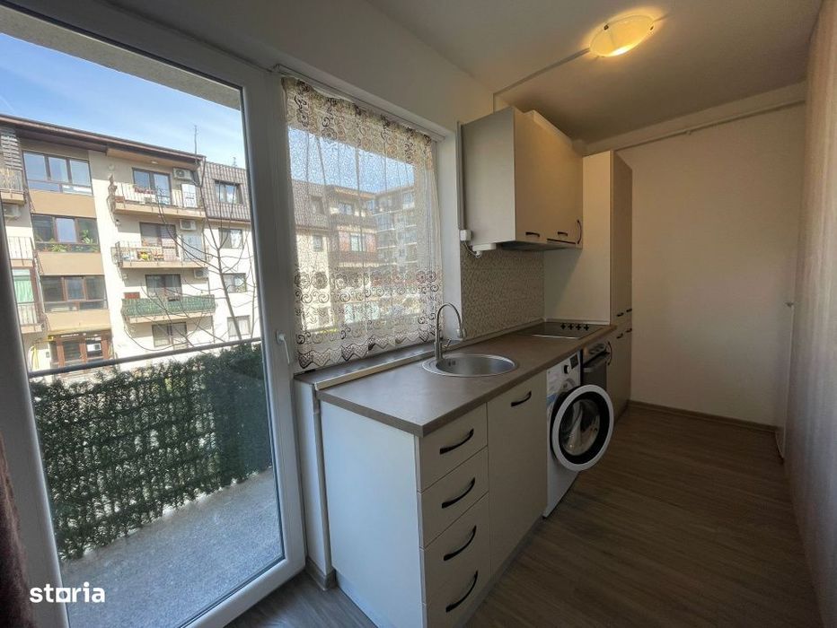 Garsoniera moderna 40 mp, bloc 2020, renovata 2026, PARCARE si Central