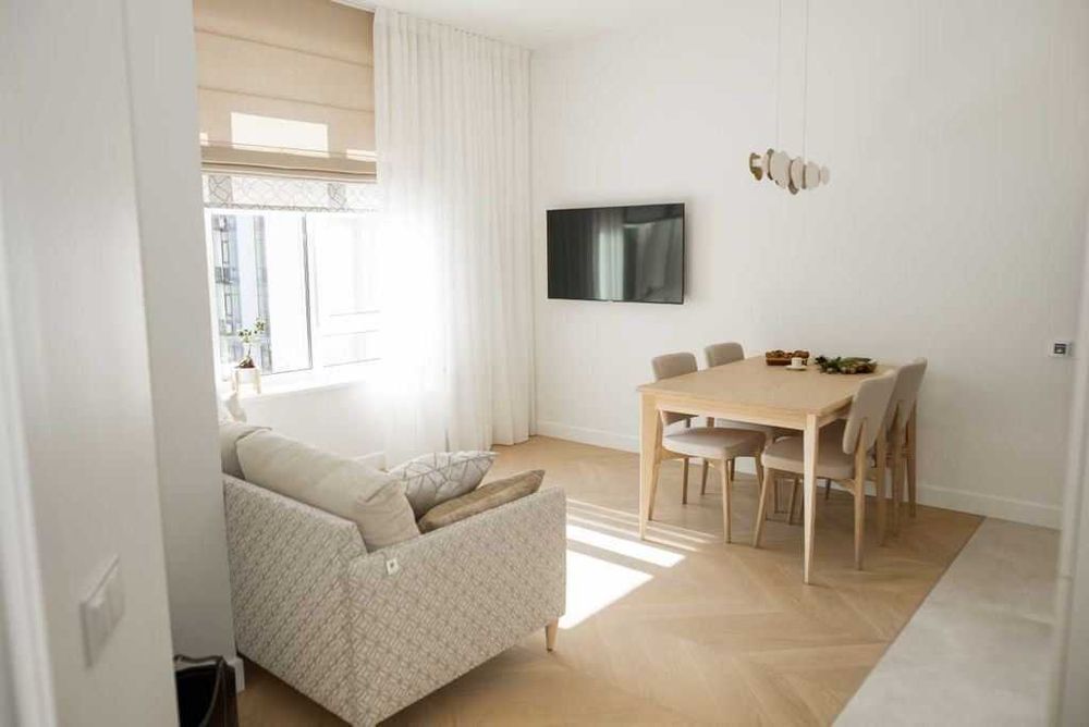 Продава се Двустаен апартамент в София, Гоце Делчев - 73 кв.м за 1959 €/кв.м - Снимка #2