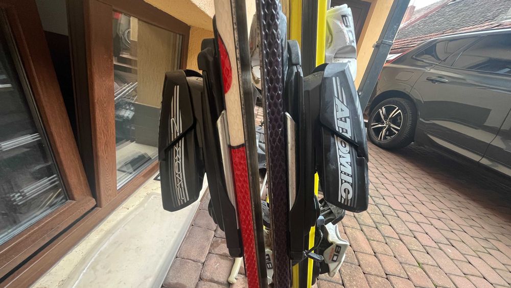 Schiuri cu legaturi de 160cm (Rossignol)